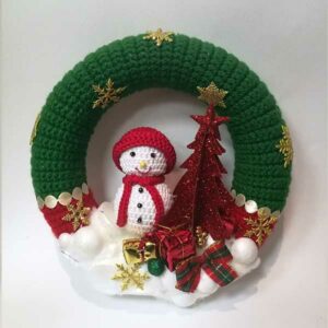 Kvačkan venček za vrata s snežakom